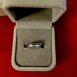 Toe Ring , Silver Band with Beading On Both Side Edges